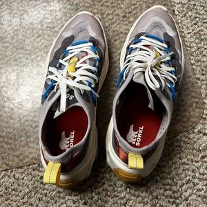 Sorel tennis shoes